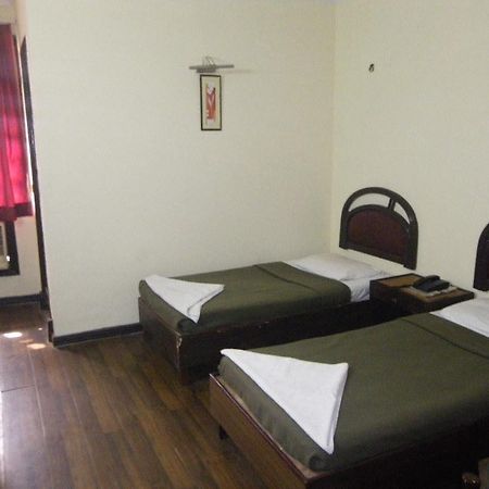 Hotel Metro Continental Delhi  Habitación foto
